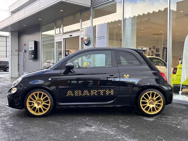 アバルト ６９５セッタンタチンクエ アニヴェルサーリオ １．４ R7年 (東北) 99