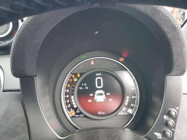 アバルト ６９５セッタンタチンクエ アニヴェルサーリオ １．４ R7年 (東北) 99