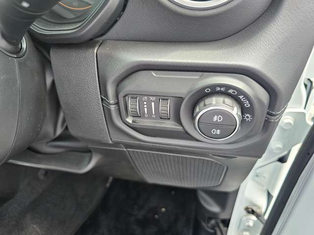 ジープ ラングラー　アンリミテッド アンリミテッド サハラ ４ＷＤ R7年 (東北) 99