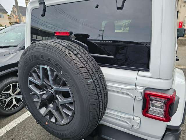 ジープ ラングラー　アンリミテッド アンリミテッド サハラ ４ＷＤ R7年 (東北) 99