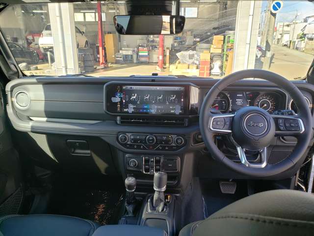 ジープ ラングラー　アンリミテッド アンリミテッド サハラ ４ＷＤ R7年 (東北) 99