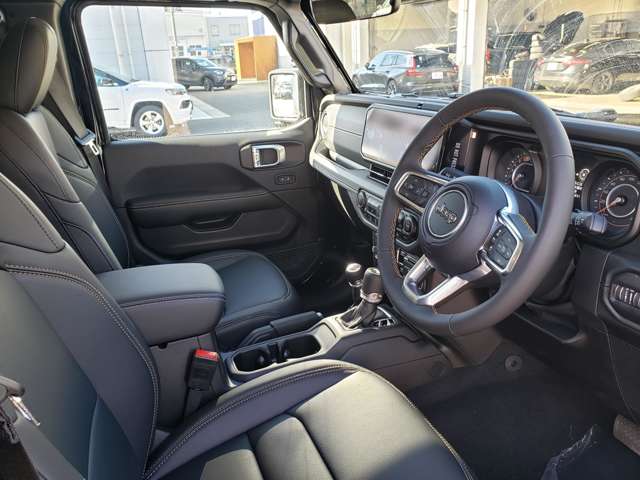 ジープ ラングラー　アンリミテッド アンリミテッド サハラ ４ＷＤ R7年 (東北) 99