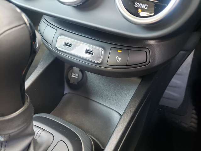 フィアット ５００Ｘ ブレッザ R7年 (東北) 99