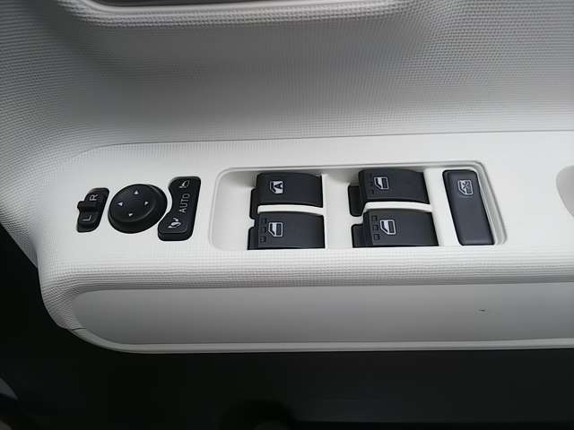 ダイハツ ムーヴ　キャンバス ６６０ ストライプス Ｘ R7年 (関東) 99