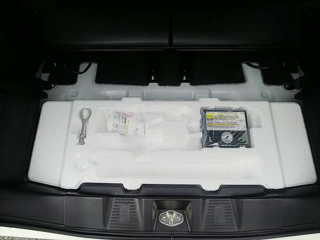 スズキ スペーシア ６６０ カスタム ハイブリッド ＧＳ R7年 (関東) 99