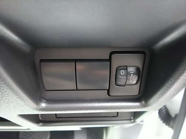 スズキ スペーシア ６６０ カスタム ハイブリッド ＧＳ R7年 (関東) 99