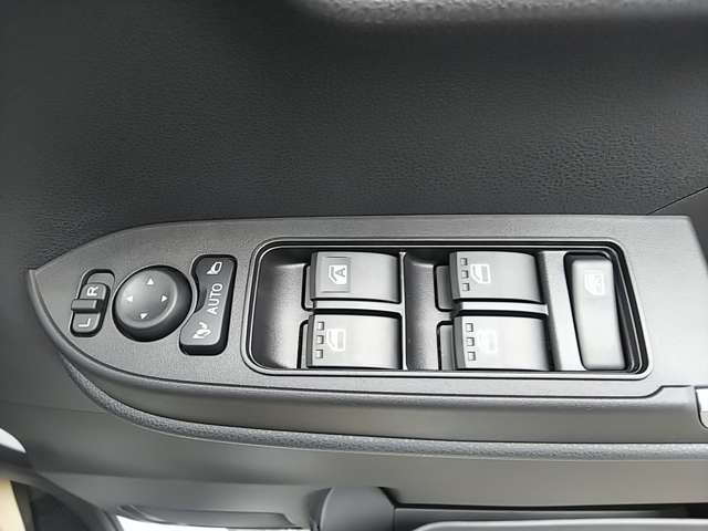 ダイハツ タント ６６０ カスタム Ｘ R7年 (関東) 99