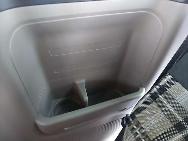 ホンダ Ｎ　ＢＯＸ ジョイ ６６０ ２トーン R6年 (関東) 99