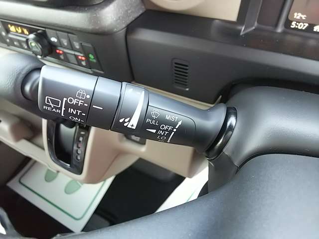 ホンダ Ｎ　ＢＯＸ ジョイ ６６０ ２トーン R6年 (関東) 99