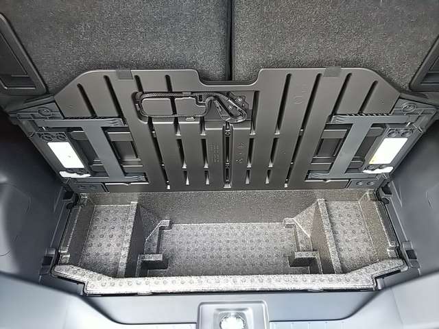 ダイハツ タント ６６０ カスタム Ｘ R7年 (関東) 99