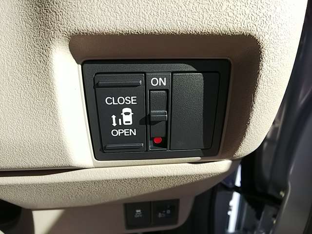 ホンダ Ｎ　ＢＯＸ ジョイ ６６０ ２トーン R6年 (関東) 99