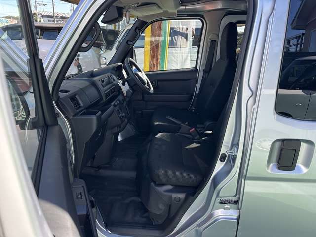 ダイハツ ハイゼットカーゴ ６６０ デラックス R6年 (東海) 99