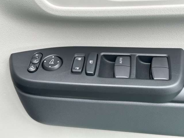 ホンダ Ｎ　ＢＯＸ ６６０ R7年 (東海) 99