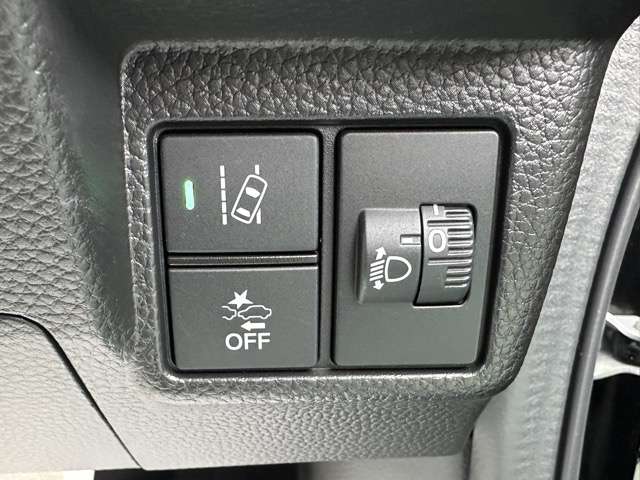 ホンダ Ｎ　ＢＯＸ カスタム ６６０ Ｌ スタイルプラス ブラック R5年 (東海) 99