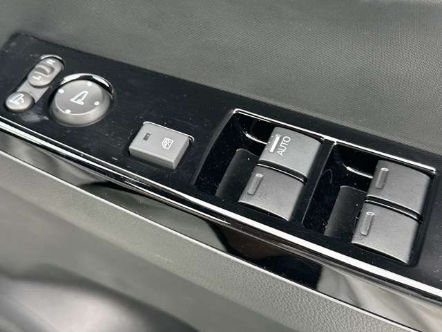 ホンダ Ｎ−ＯＮＥ ６６０ オリジナル スタイルプラス アーバン R6年 (東海) 99