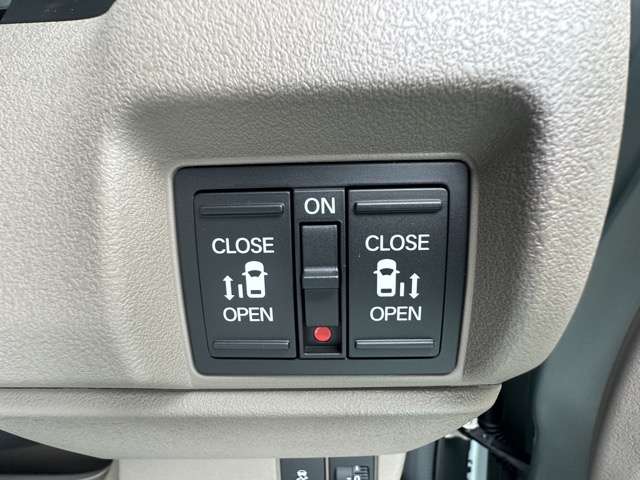 ホンダ Ｎ　ＢＯＸ ジョイ ６６０ ２トーン R7年 (東海) 99