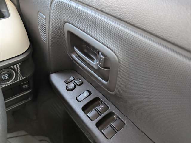 スズキ スペーシア ６６０ ハイブリッド Ｇ R5年 (関東) 99