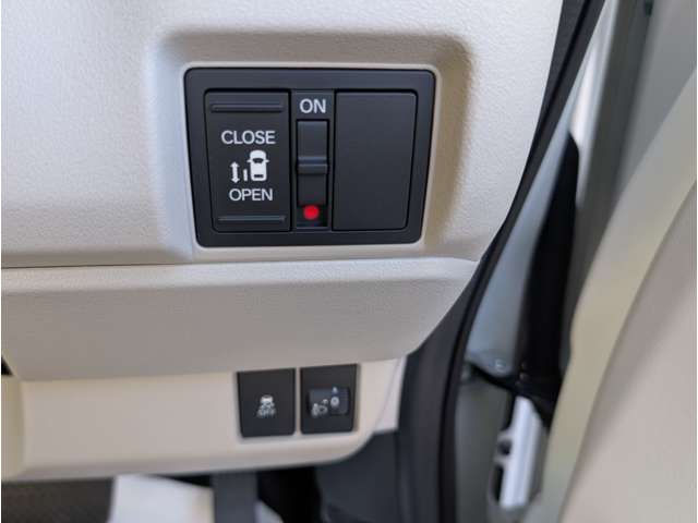 ホンダ Ｎ　ＢＯＸ ６６０ R7年 (関東) 99