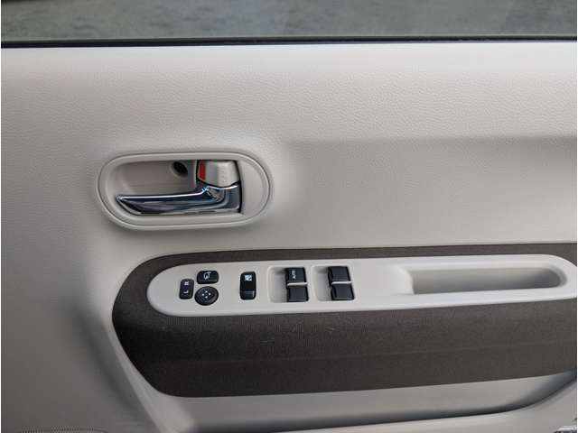 スズキ アルトラパン　ＬＣ ＬＣ ６６０ Ｘ R7年 (関東) 99