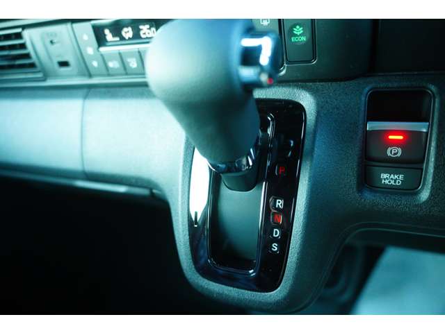 ホンダ Ｎ　ＢＯＸ カスタム ６６０ R7年 (関東) 99