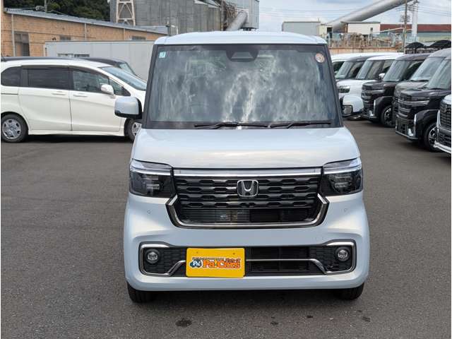 ホンダ Ｎ　ＢＯＸ カスタム ６６０ コーディネートスタイル モノトーン R7年 (関東) 99