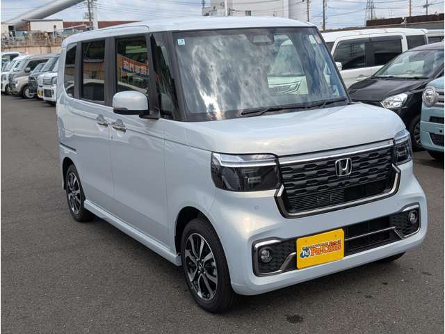 ホンダ Ｎ　ＢＯＸ カスタム ６６０ コーディネートスタイル モノトーン R7年 (関東) 99