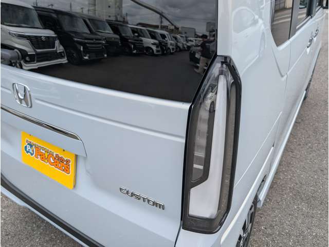 ホンダ Ｎ　ＢＯＸ カスタム ６６０ コーディネートスタイル モノトーン R7年 (関東) 99