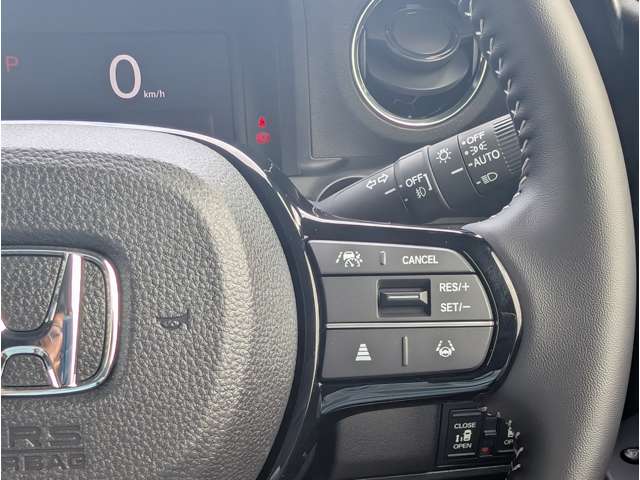 ホンダ Ｎ　ＢＯＸ カスタム ６６０ コーディネートスタイル モノトーン R7年 (関東) 99