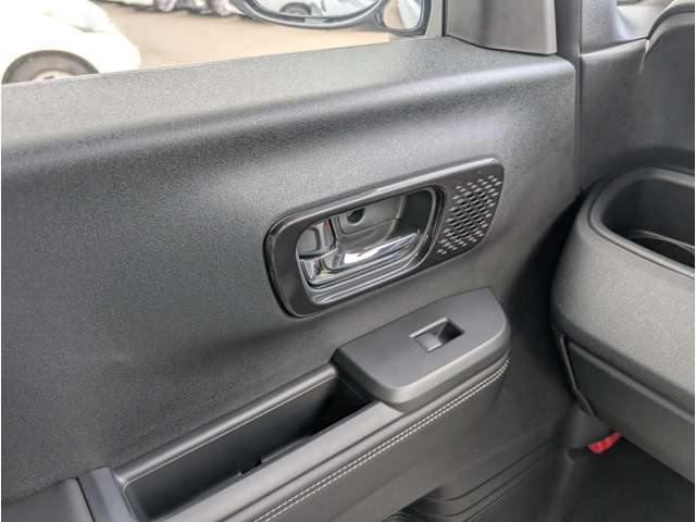 ホンダ Ｎ　ＢＯＸ カスタム ６６０ コーディネートスタイル モノトーン R7年 (関東) 99