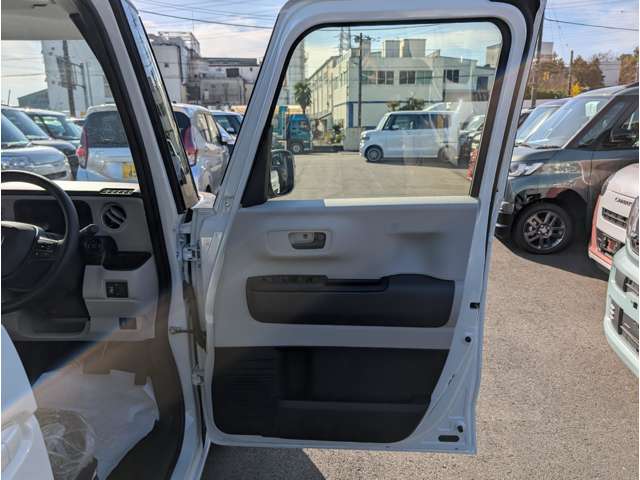 ホンダ Ｎ　ＢＯＸ ６６０ R7年 (関東) 99