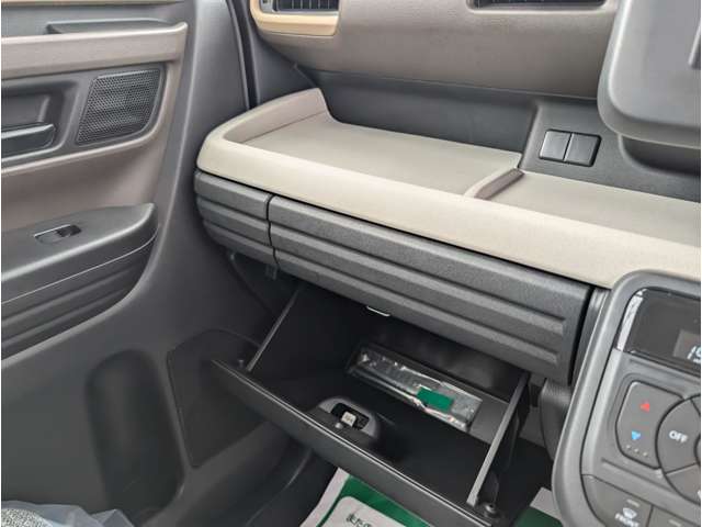 スズキ スペーシア ６６０ ハイブリッド Ｇ R7年 (関東) 99