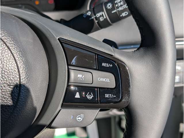 ホンダ ヴェゼル １．５ Ｅ：ＨＥＶ Ｚ R7年 (関東) 99