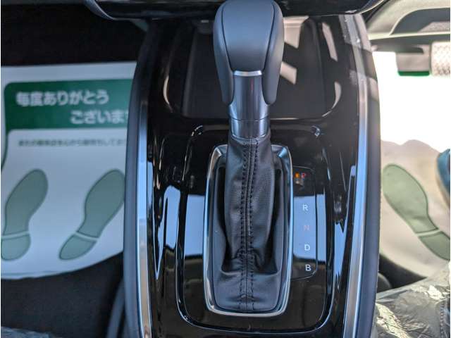 ホンダ ヴェゼル １．５ Ｅ：ＨＥＶ Ｚ R7年 (関東) 99