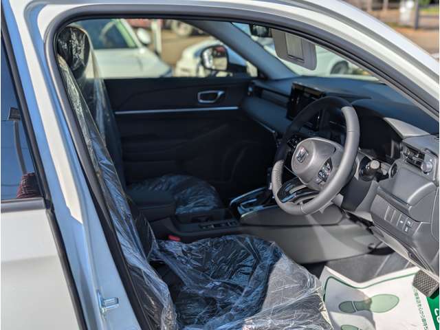 ホンダ ヴェゼル １．５ Ｅ：ＨＥＶ Ｚ R7年 (関東) 99