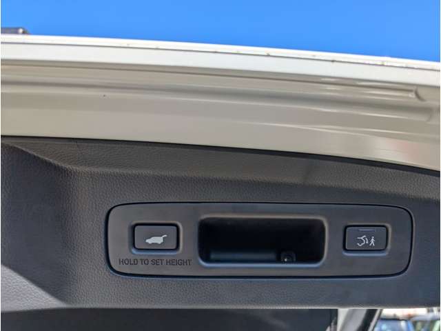 ホンダ ヴェゼル １．５ Ｅ：ＨＥＶ Ｚ R7年 (関東) 99