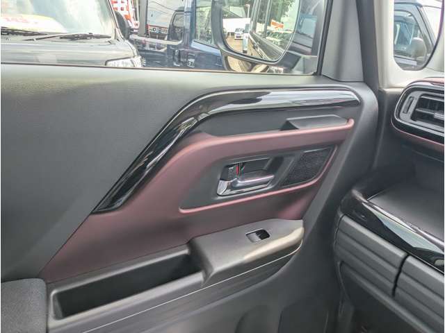 スズキ スペーシア ６６０ カスタム ハイブリッド ＸＳ R7年 (関東) 99