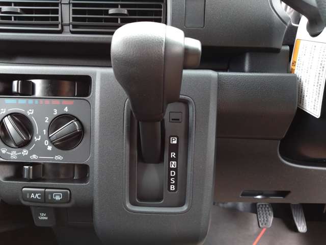 ダイハツ ハイゼットカーゴ ６６０ デラックス R7年 (関東) 99