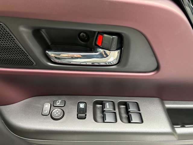 スズキ スペーシア ６６０ カスタム ハイブリッド ＸＳ R7年 (関東) 99