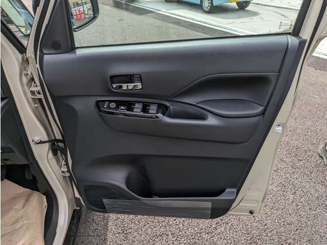 三菱 デリカ　ミニ ６６０ Ｇ プレミアム R7年 (関東) 99