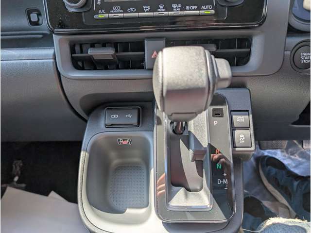 トヨタ シエンタ １．５ Ｚ R7年 (関東) 99