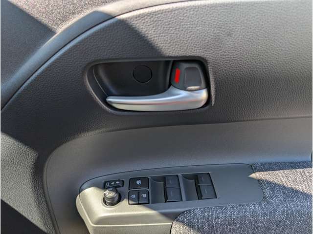 トヨタ シエンタ １．５ Ｚ R7年 (関東) 99