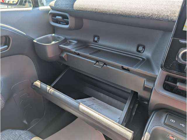 トヨタ シエンタ １．５ Ｚ R7年 (関東) 99