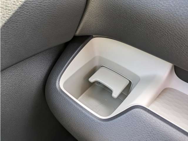 三菱 デリカ　ミニ ６６０ Ｔ プレミアム ４ＷＤ R7年 (関東) 99