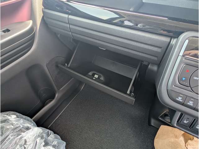 スズキ スペーシア ６６０ カスタム ハイブリッド ＸＳ R7年 (関東) 99