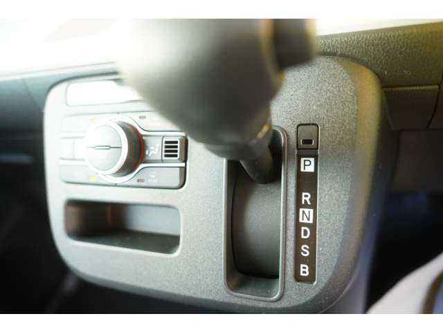 ダイハツ ムーヴ　キャンバス ６６０ ストライプス Ｘ R7年 (関東) 99