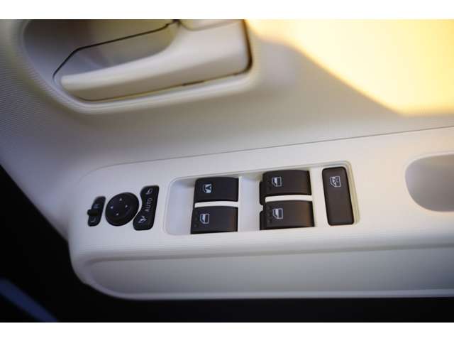 ダイハツ ムーヴ　キャンバス ６６０ ストライプス Ｘ R7年 (関東) 99