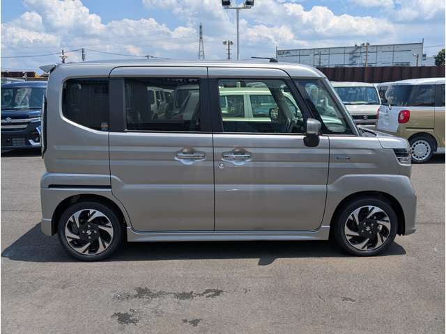 スズキ スペーシア ６６０ カスタム ハイブリッド ＸＳ R7年 (関東) 99