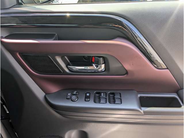 スズキ スペーシア ６６０ カスタム ハイブリッド ＸＳ R7年 (関東) 99