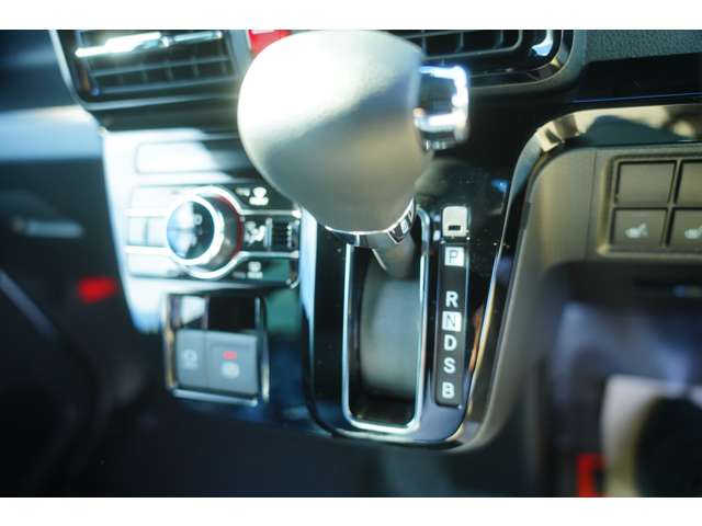 ダイハツ タント ６６０ カスタム Ｘ R7年 (関東) 99