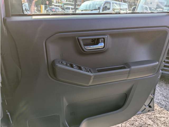 ダイハツ タフト ６６０ Ｇ ダーククロム ベンチャー R7年 (関東) 99